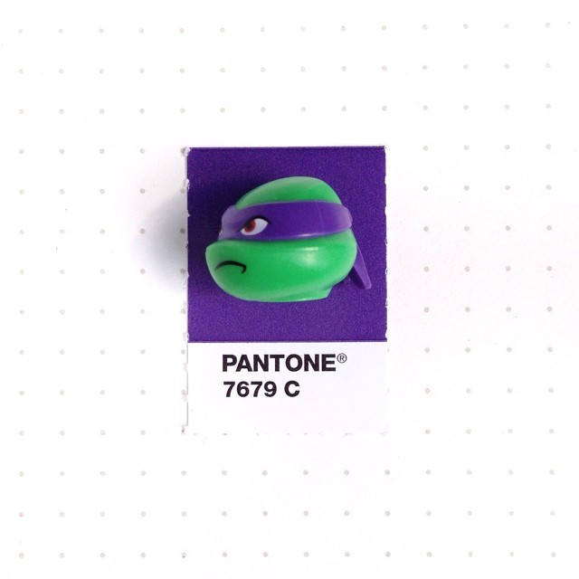 Pantone 015